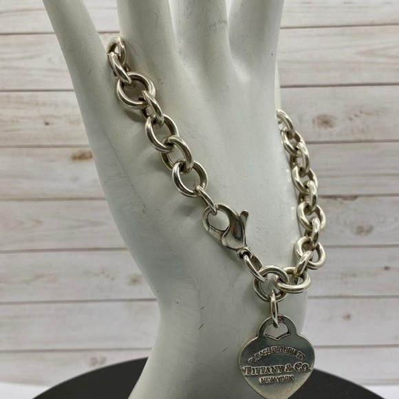 ✨VINTAGE TIFFANY & CO. HEART TOGGLE BRACELET 925 AUTHENTIC ✨ - Picture 3 of 4